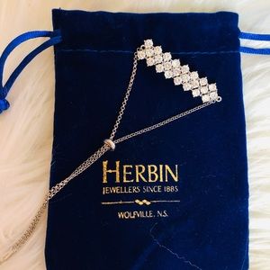 CUBIC ZIRCONIA SET IN STERLING SILVER BRACELET